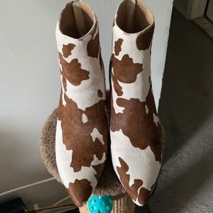 steve madden cow print boots